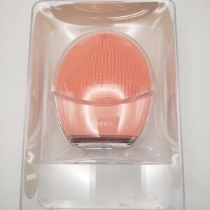 Open Box - FOREO LUNA 4 Face Cleansing Brush Firming Face Massager Balanced Skin